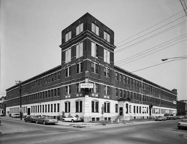 Palm Beach Clothing, Newport, Kentucky