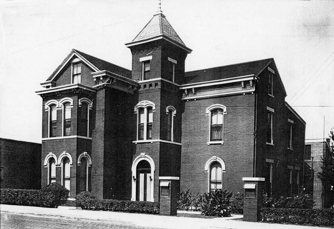 Tharp Funeral Home
