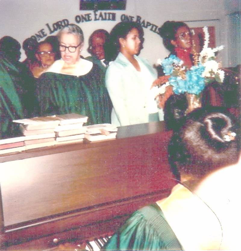 Della Jones Collection