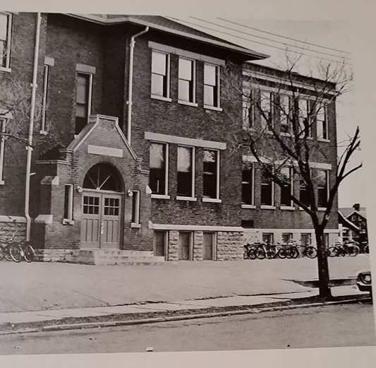 8th District